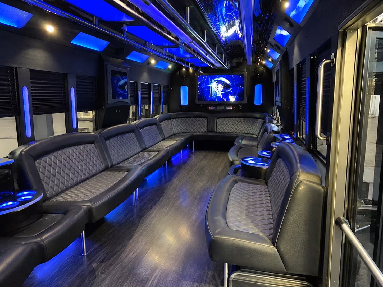 cheyenne 28 passenger party bus interior