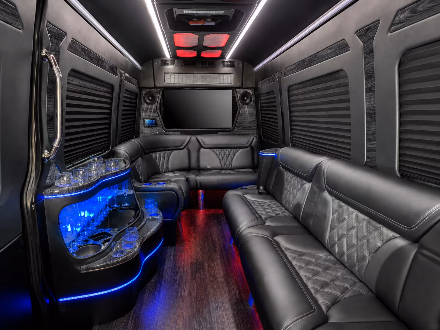 choosing a den airport shuttle your cheyenne team can count on all winter