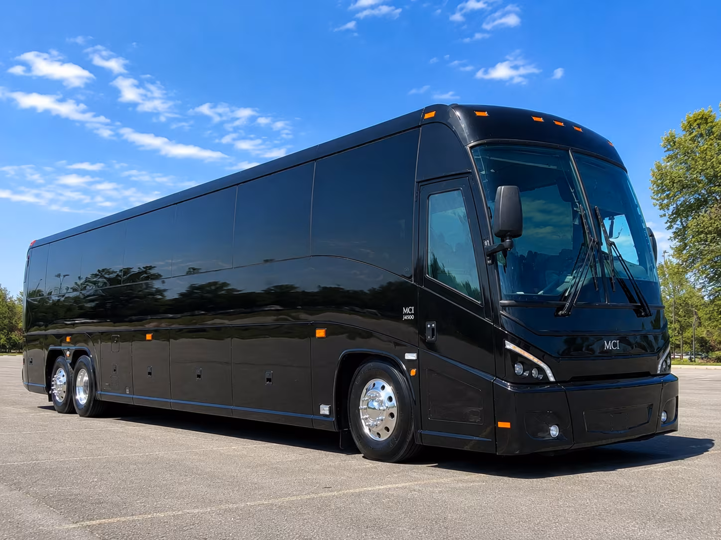 get a charter bus from cheyenne to university of wyoming games in laramie