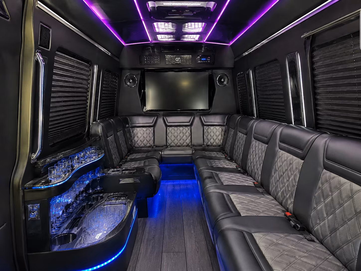 let busrentalcheyenne com handle your fan bus to denver pro sports games