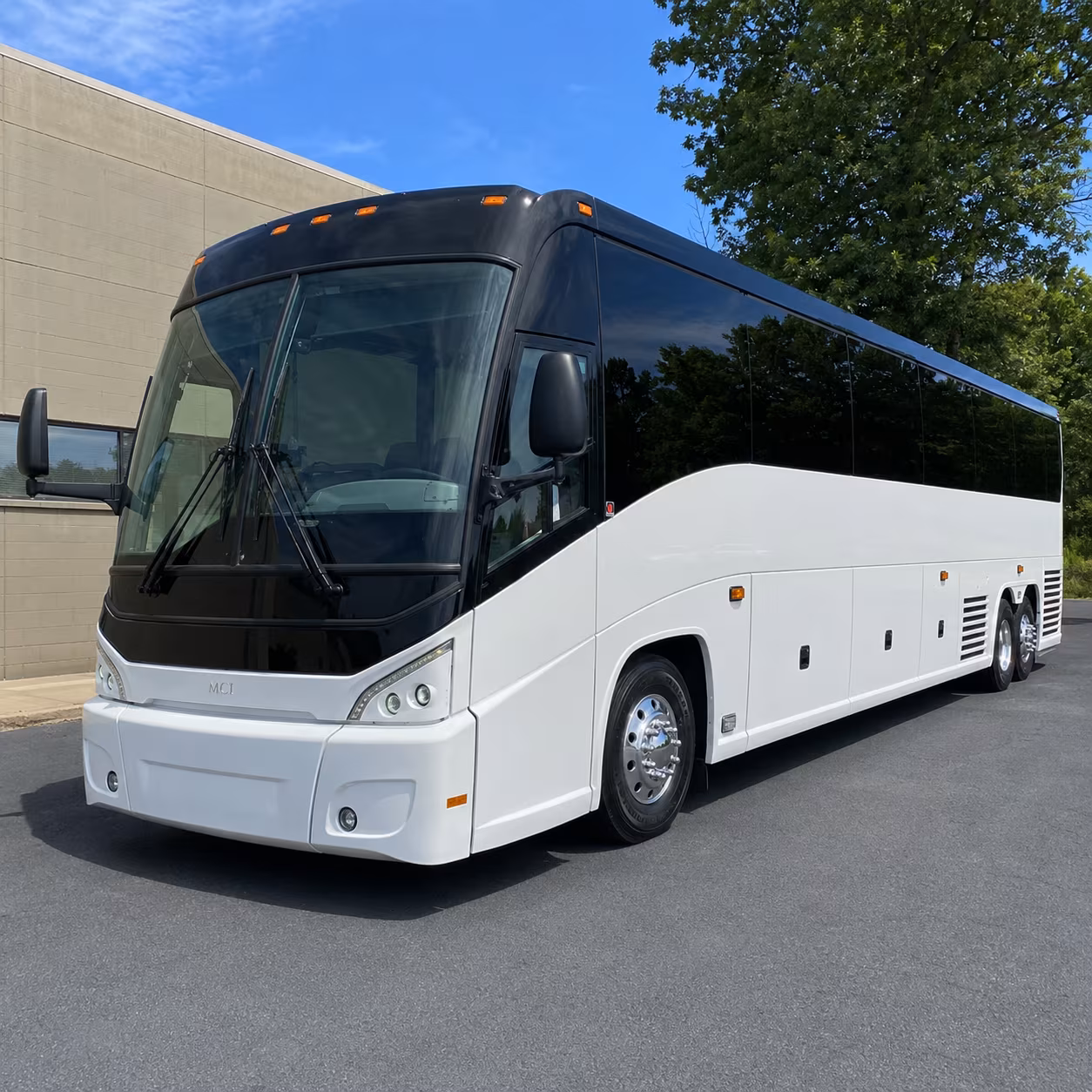 red rocks and denver arena concert buses from cheyenne