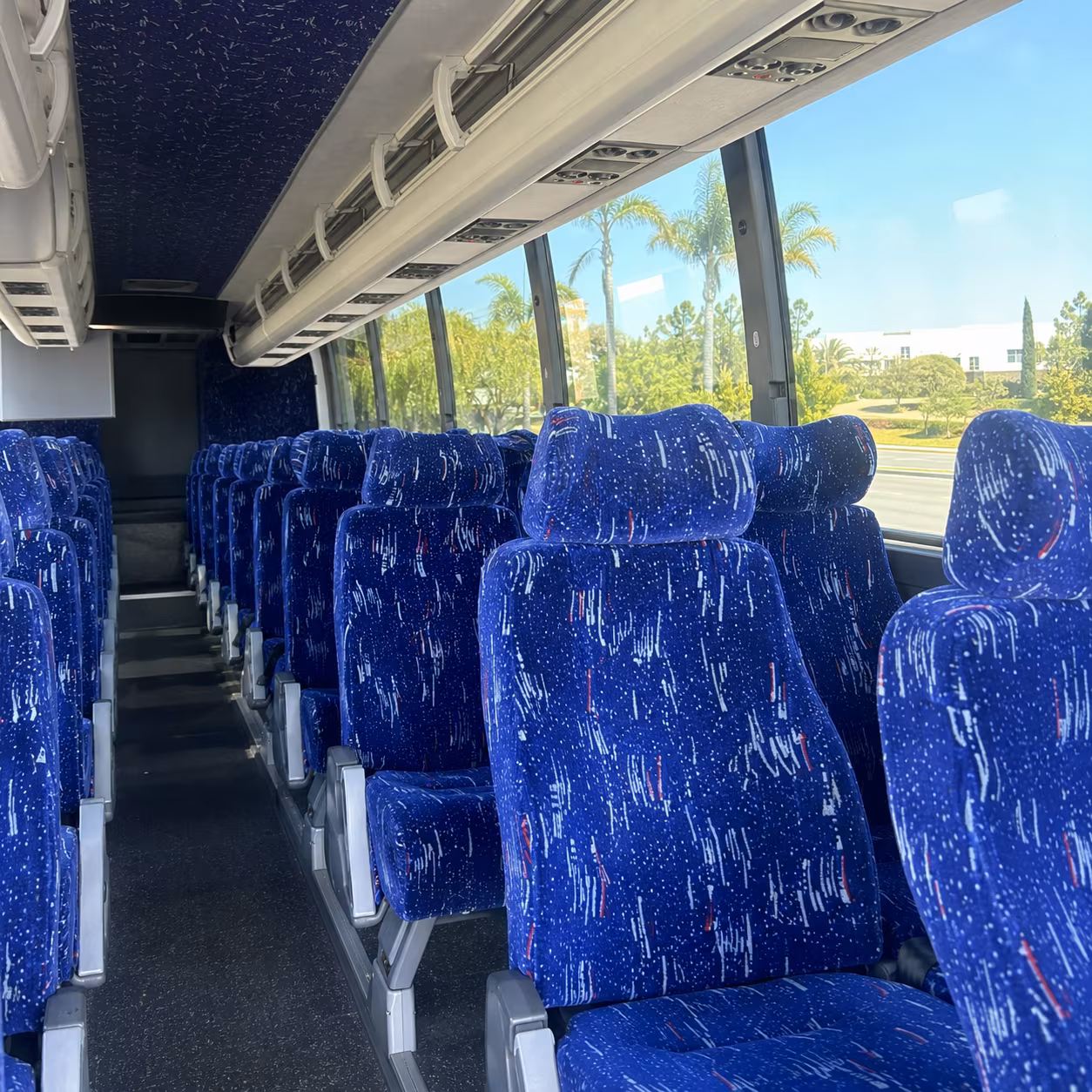 yellowstone jackson hole and wyoming national parks charter buses